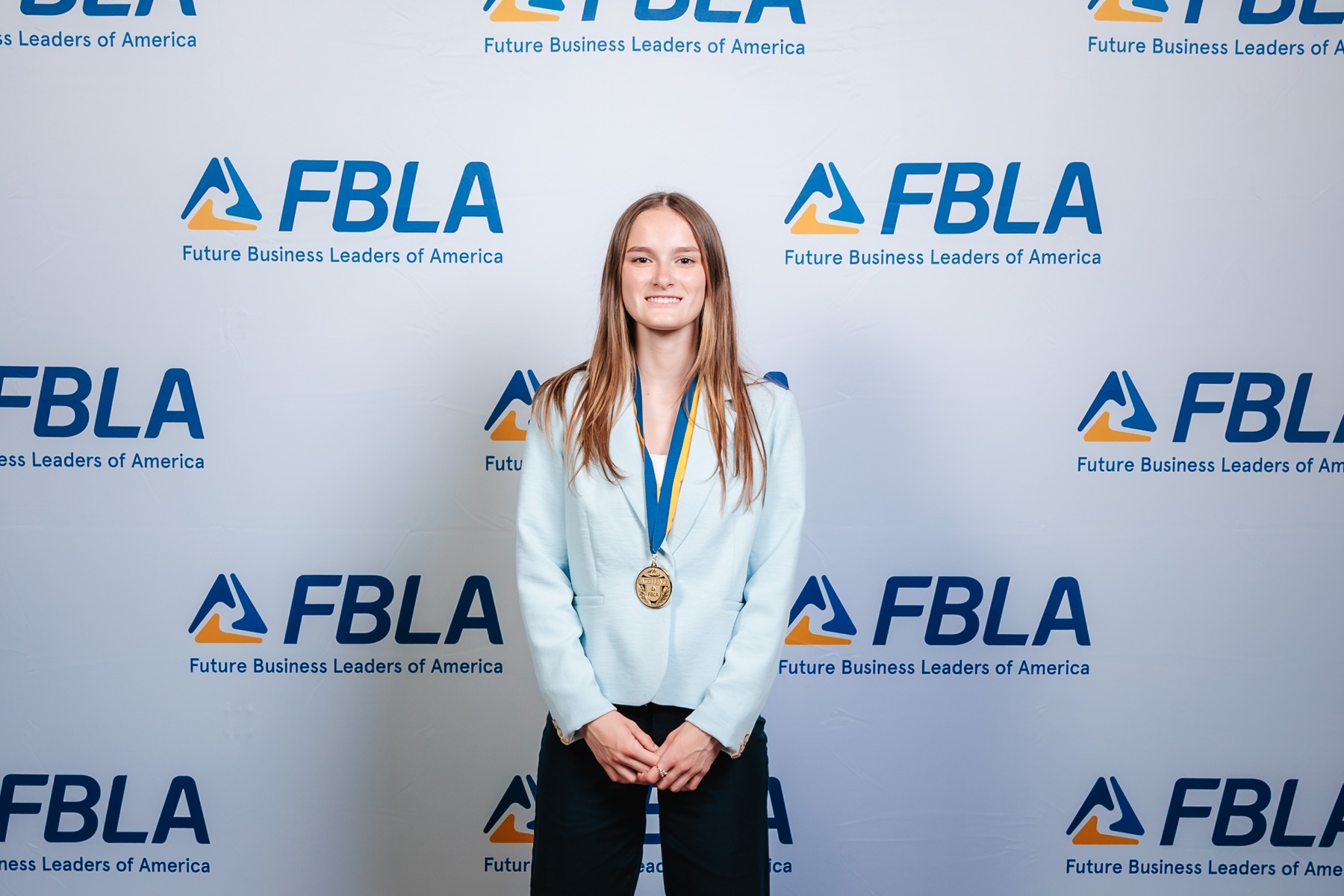 Crestwood FBLA President Presents Capstone Review